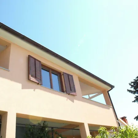 Celestina Μεντουλίν