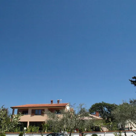 Celestina Μεντουλίν